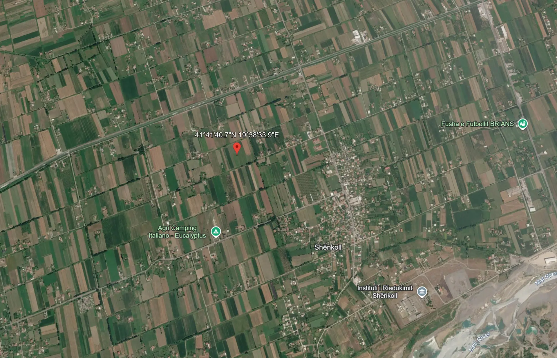 Shitet parcelë 1 hektar e 50 ari në Tale — foto 2